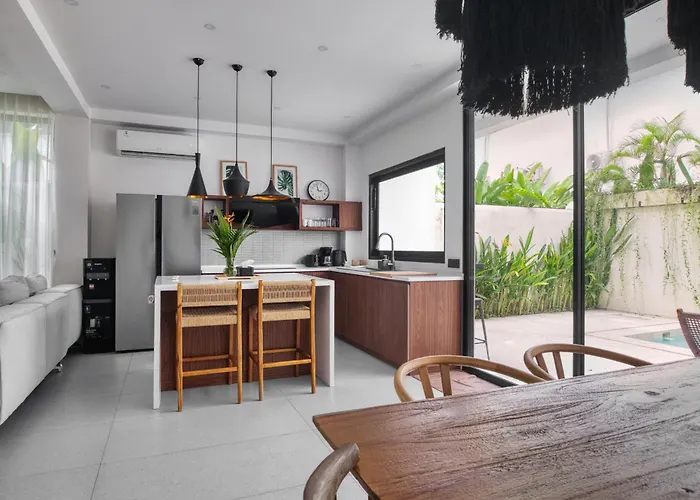- Modern With Roof *